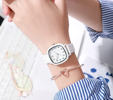 New Fashion Simple Solid Jelly Color Women Quartz Watch Ladies Casual Silicone Jelly Watches Clock Girl Gift Zegarek Damski