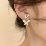 New Arrival Cute Double White Butterfly Stud Earrings for Women Temperament Korea Earring Fashion Jewelry Accessory Gift