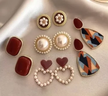 Vintage Dripping Oil Wine Red Retro Stud Earrings for Women Korean Pearl Flower Heart Shape Geometric Earring High Sense Jewelry