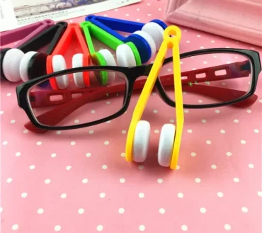 2 pieces of 7 fold multifunctional portable glasses wipe glasses clean and clean without leaving traces of multi-colored