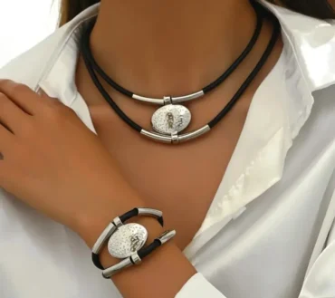2pcs Set Boho Retro Double-layer Leather Rope Silver Color Oval Pendant Necklace Bracelet for Women Jewelry Sets Accessory Gifts