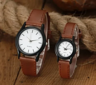 2024 New Couples Watches Leather Strap Minimalist Fashion Quartz Wristwatches Multiple Colors for Loved Ones Gift parejas reloj