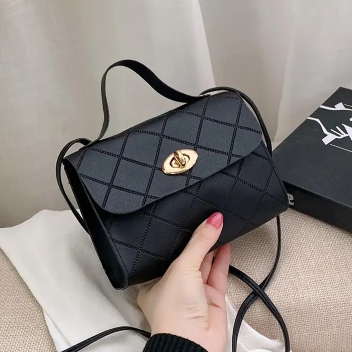 Fashion Small Messenger Bag for Women New Trend Female Shoulder Bag Casual Age Leisure Diamond Pattern Versatile Small Bag